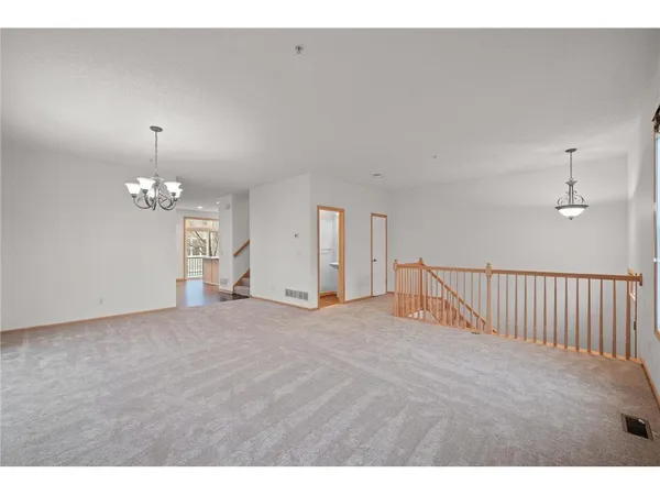 $2,600 | 9995 Wildflower Drive, Eden Prairie, MN 55347
