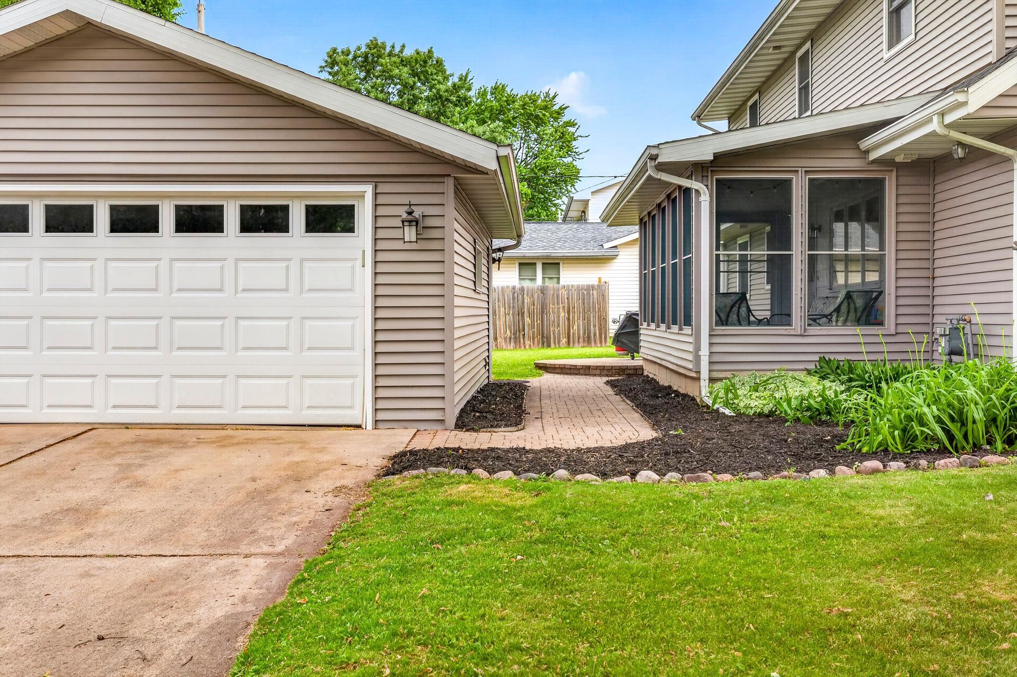 2001 North Douglas Street Appleton, WI 54914 - Photo 46 of 46
