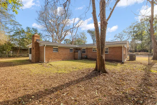 $2,495 | 1358 Briarfield Avenue, Charleston, SC 29412