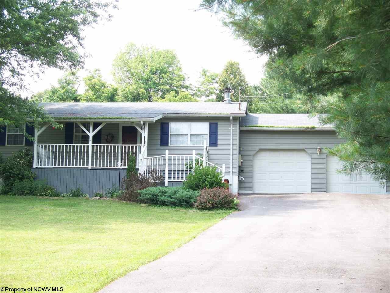 152 Hammond Road Fairmont, WV 26554 - Photo 1 of 14 Gallery Image 1