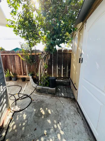 $97,900 | 360 East Grant Line Road, Unit 11, Tracy, CA 95376