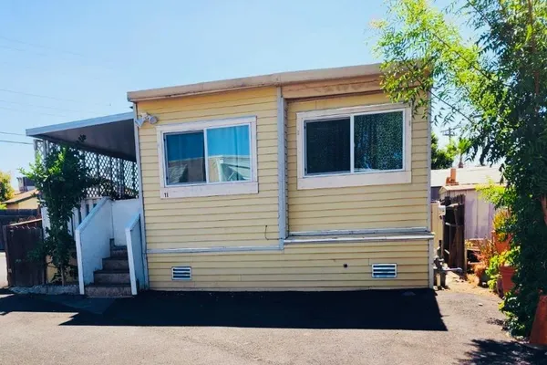 $97,900 | 360 East Grant Line Road, Unit 11, Tracy, CA 95376