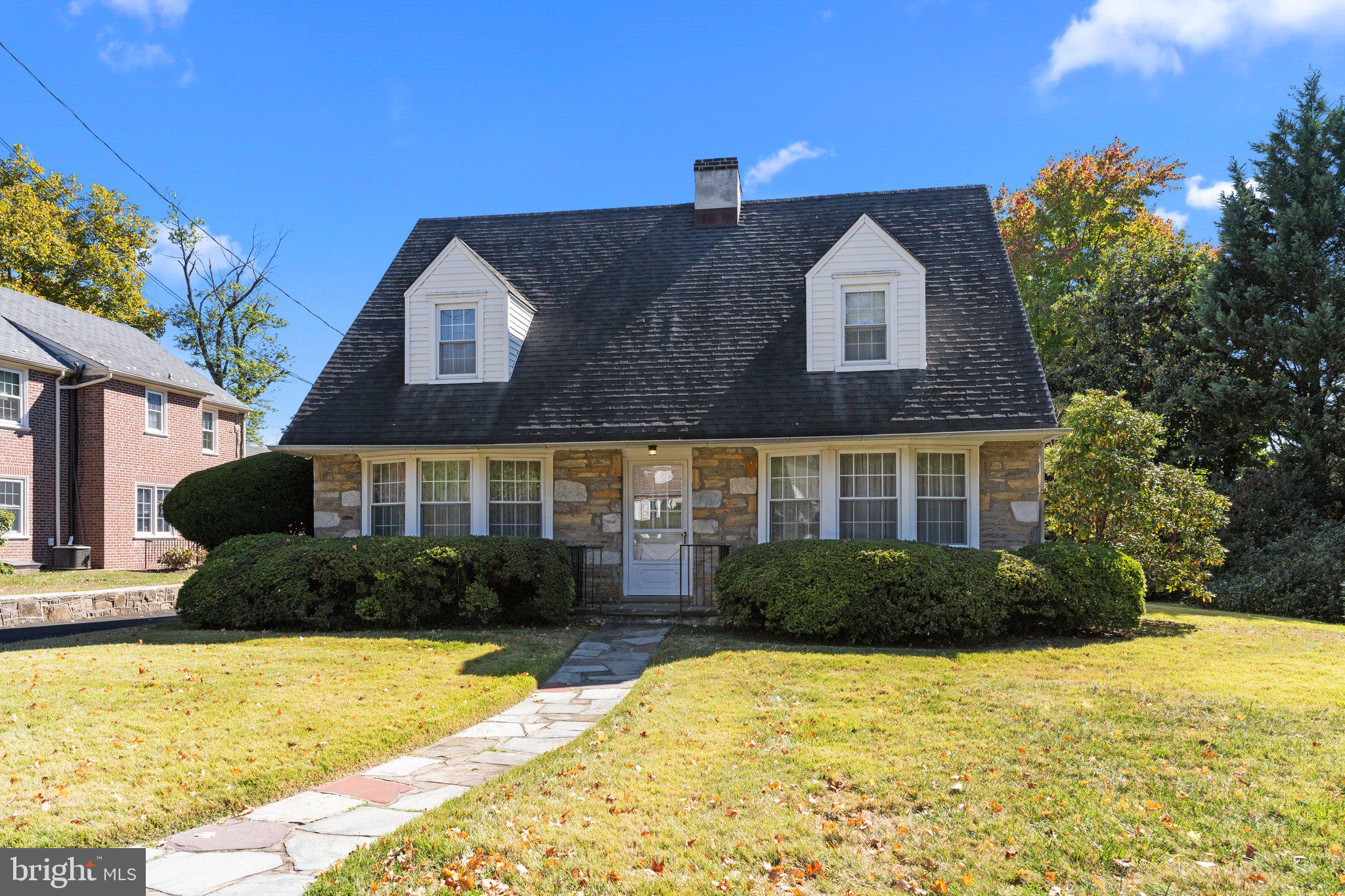 905 Pitt Road Cheltenham, PA 19012 - Photo 36 of 54 Exterior Front