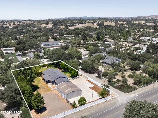 $1,695,000 | 1011 North Refugio Road, Santa Ynez, CA 93463