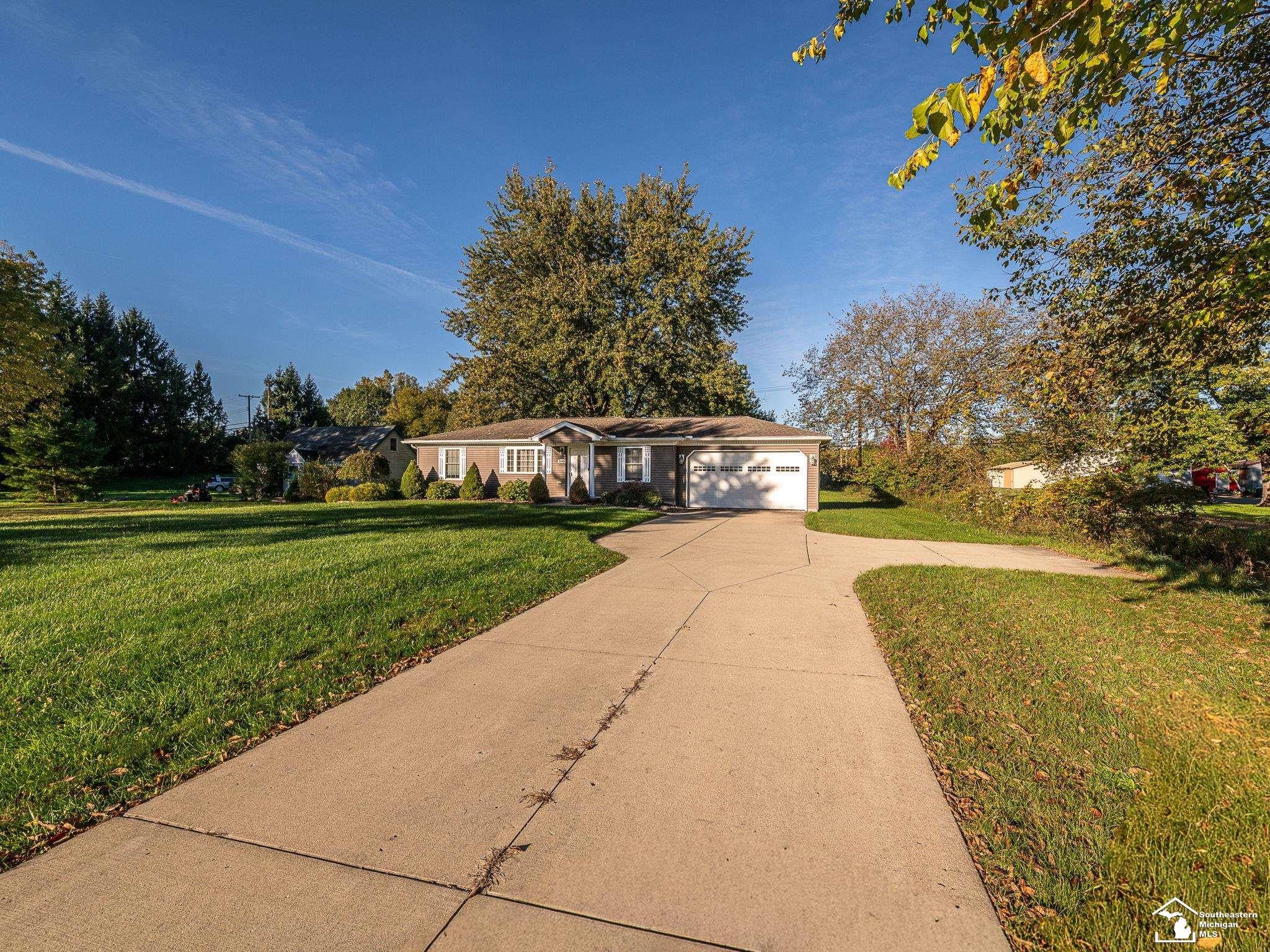 25484 Waltz Road New Boston, MI 48164 - Photo 22 of 26 Gallery Image 22