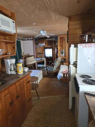 $62,000 | 150 Church Street, Hartford, ME 04220