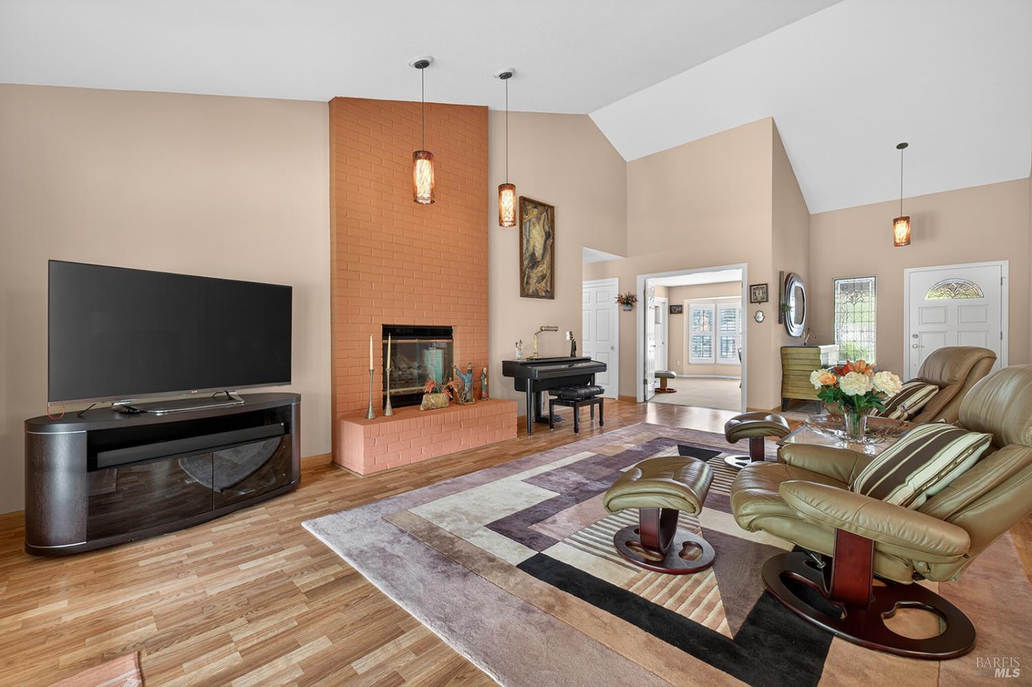 5992 Stone Bridge Road Santa Rosa, CA 95409 - Photo 8 of 35