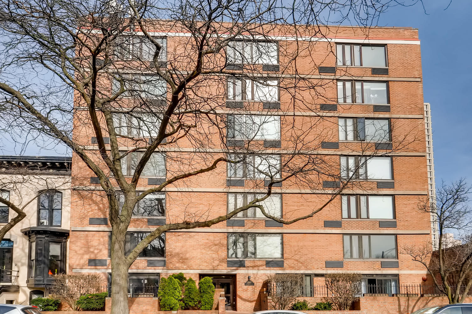 2007 North Sedgwick Street, Unit 503 Chicago, IL 60614 - Photo 1 of 14