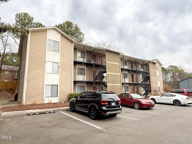 $130,000 | 1309 East Hudson Avenue, Unit C8, Durham, NC 27705