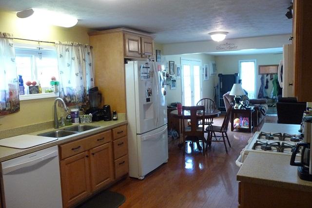 717 Orchard Road Oliver Springs, TN 37840 - Photo 11 of 15 P1170773