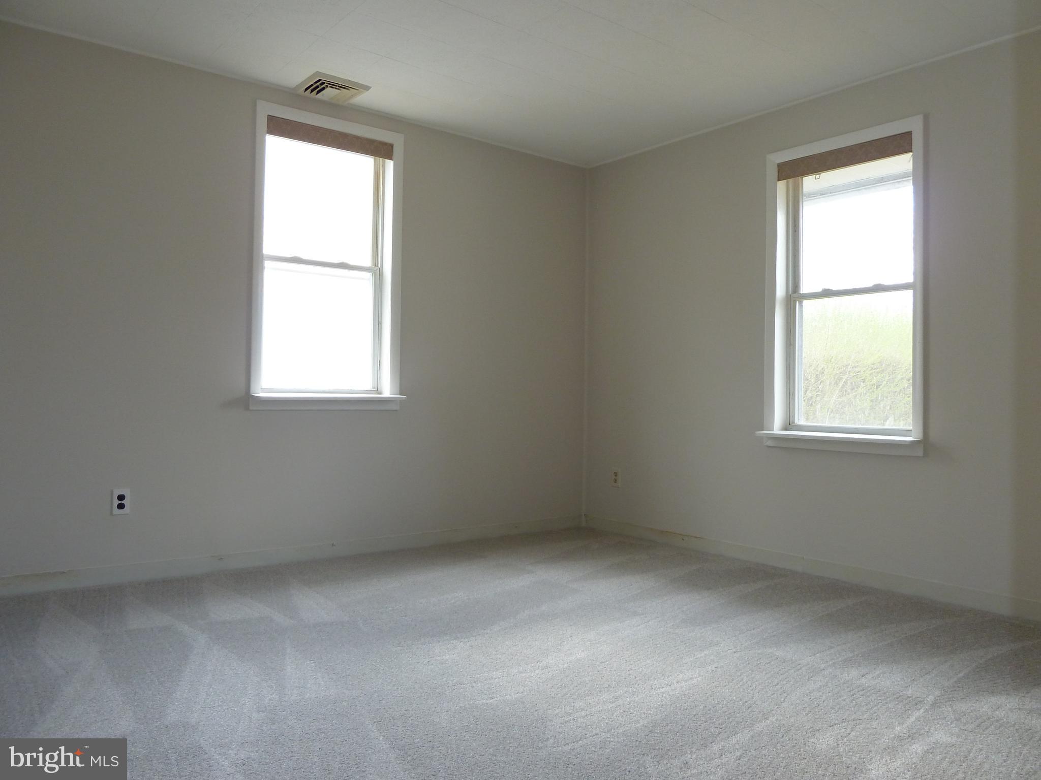 263 Yorkshire Road Fairless Hills, PA 19030 - Photo 6 of 11 Bedroom 2