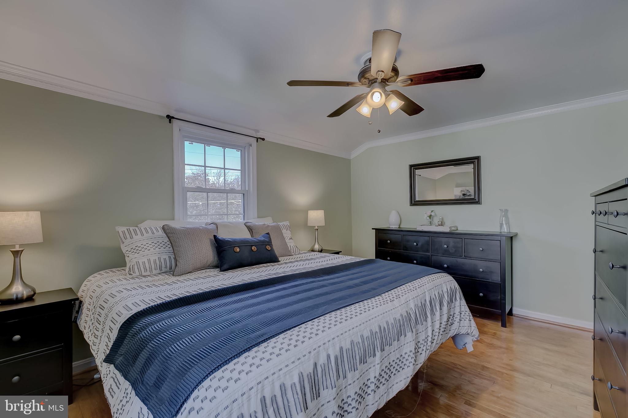 604 Norhurst Way Baltimore, MD 21228 - Photo 18 of 48 Ceiling fan for year round comfort