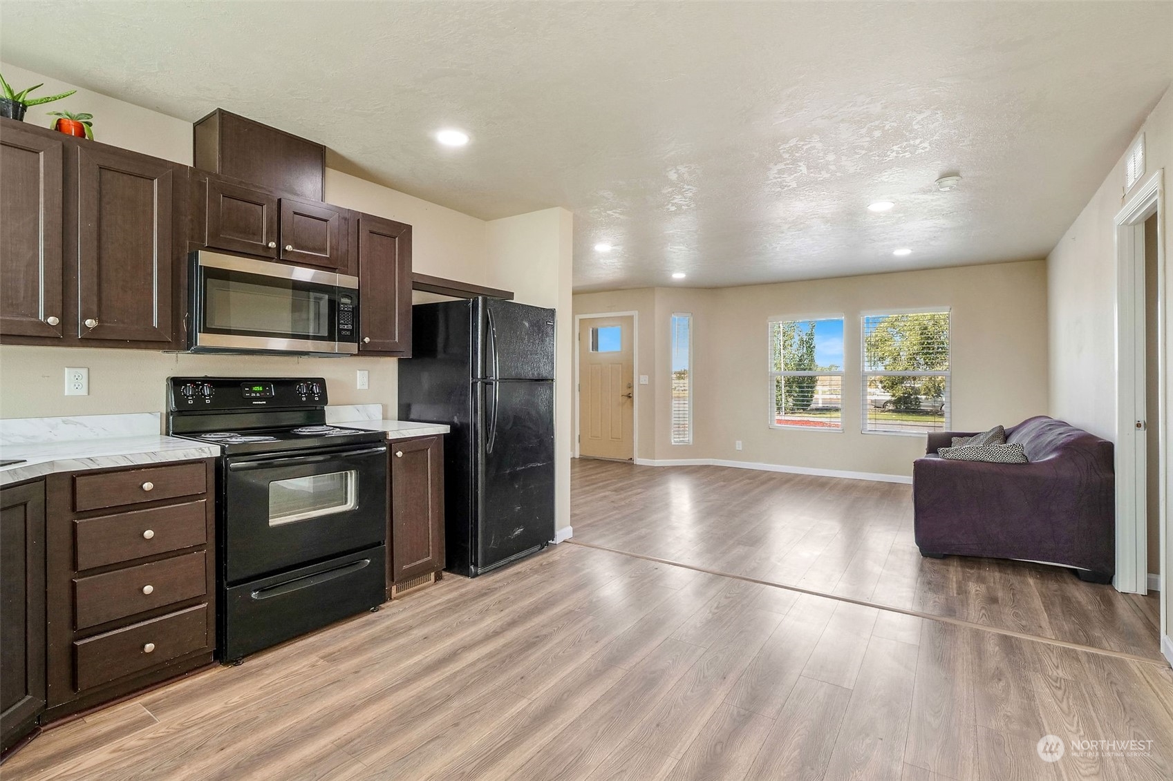 3087 Rd F Northeast Moses Lake, WA 98837 - Photo 11 of 29 Gallery Image 11