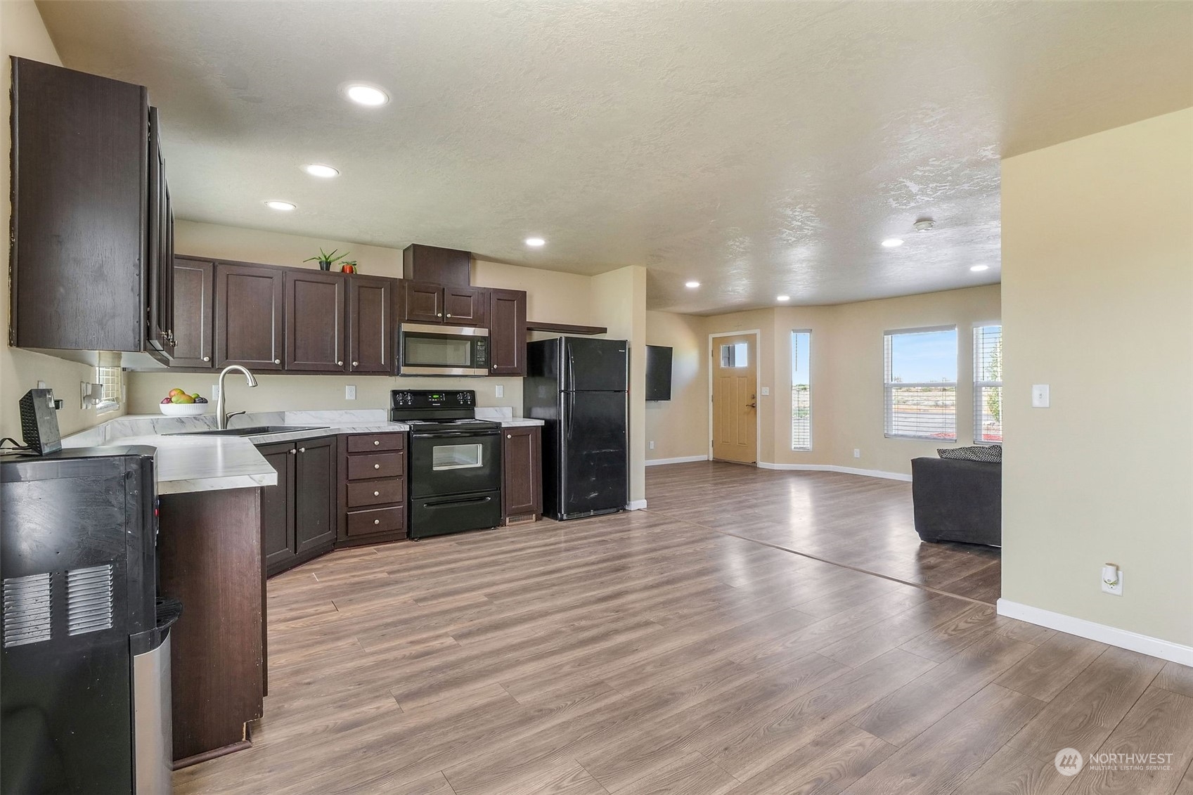 3087 Rd F Northeast Moses Lake, WA 98837 - Photo 8 of 29 Gallery Image 8