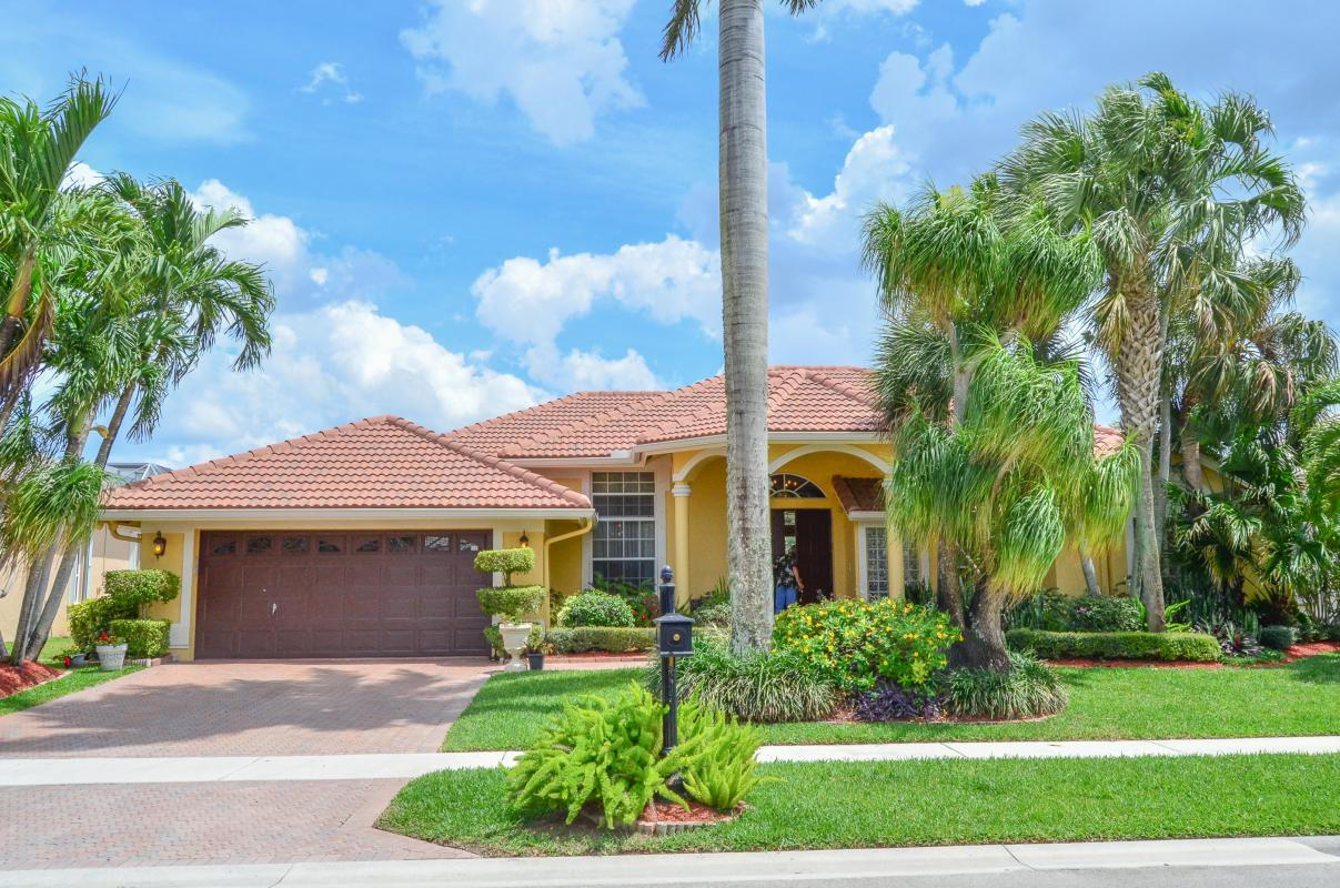 20058 Ocean Key Drive Boca Raton, FL 33498 - Photo 1 of 44 4CYVVE_front
