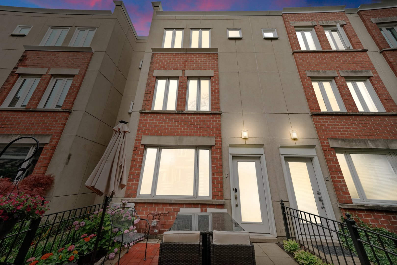 3910 North Fremont Street, Unit F Chicago, IL 60613 - Photo 1 of 36