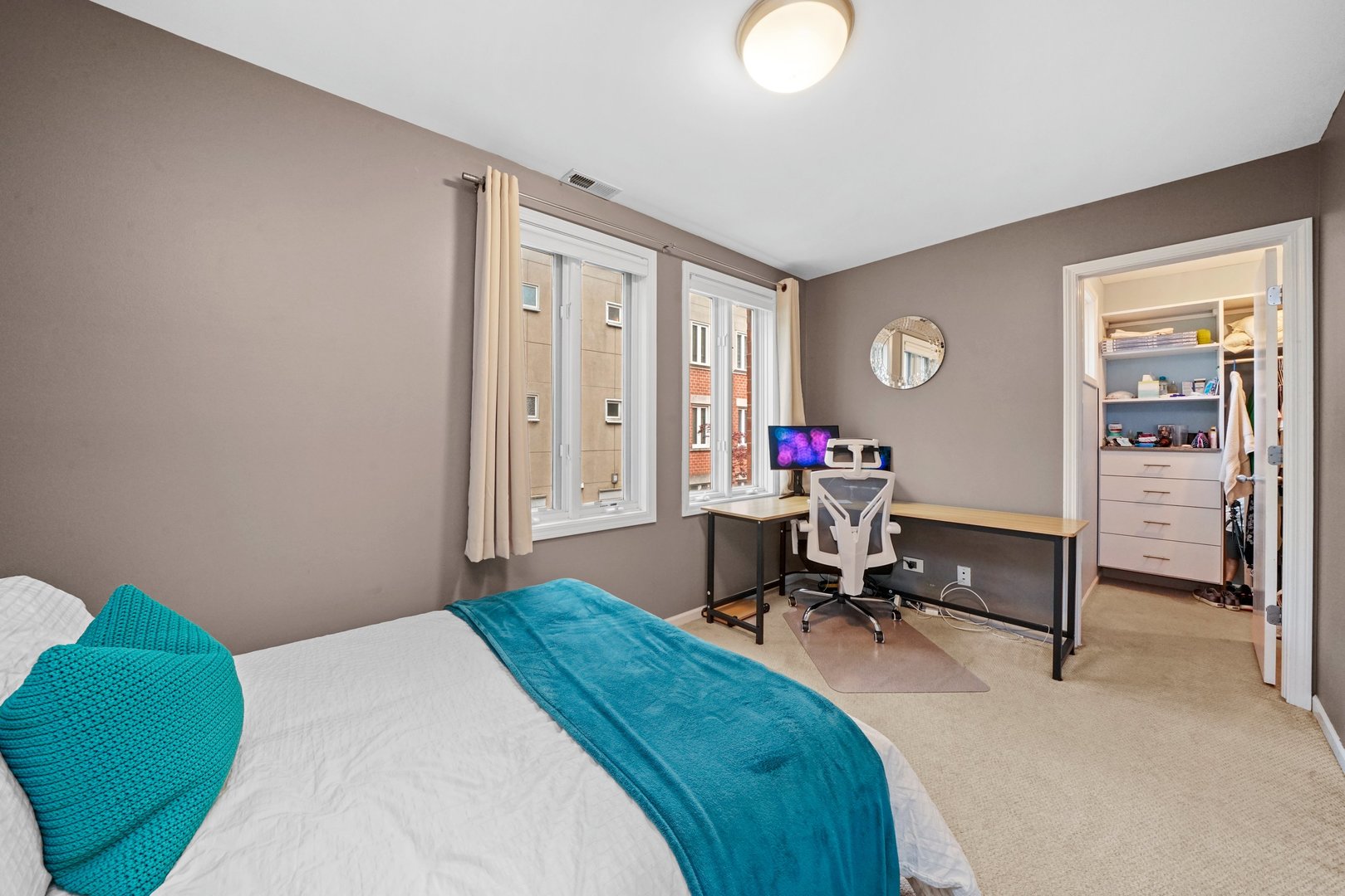 3910 North Fremont Street, Unit F Chicago, IL 60613 - Photo 23 of 36