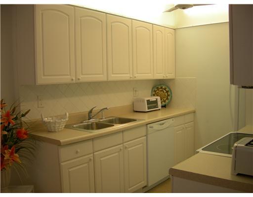 2029 Exeter, Unit 2029 Boca Raton, FL 33434 - Photo 3 of 12 Additional Photo