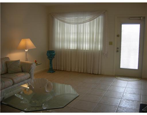 2029 Exeter, Unit 2029 Boca Raton, FL 33434 - Photo 6 of 12 Additional Photo