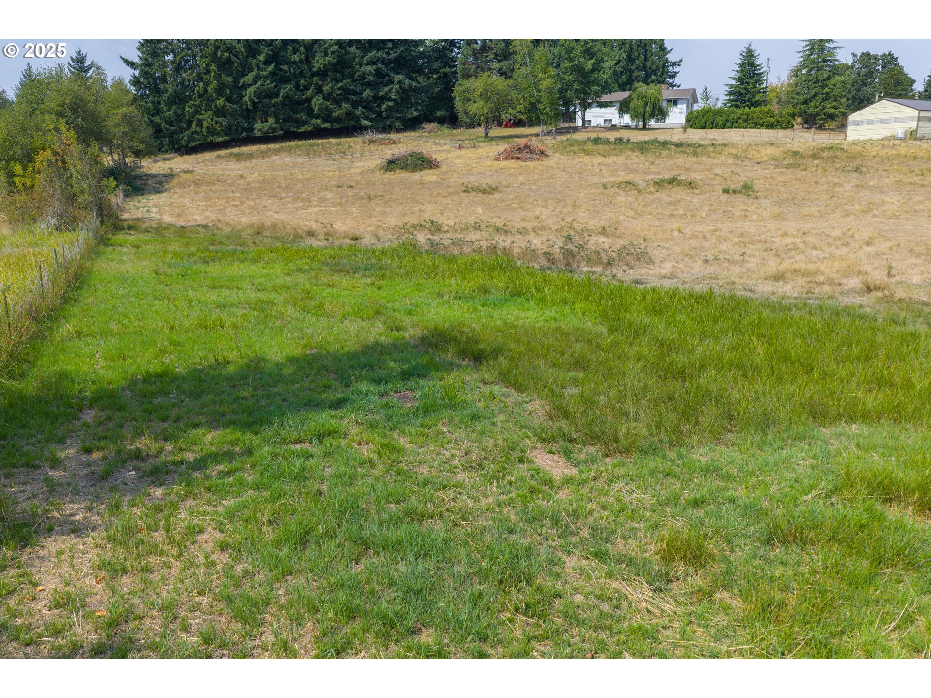 Golf Lane Sublimity, OR 97385 - Photo 6 of 10 a view of an outdoor space and a yard
