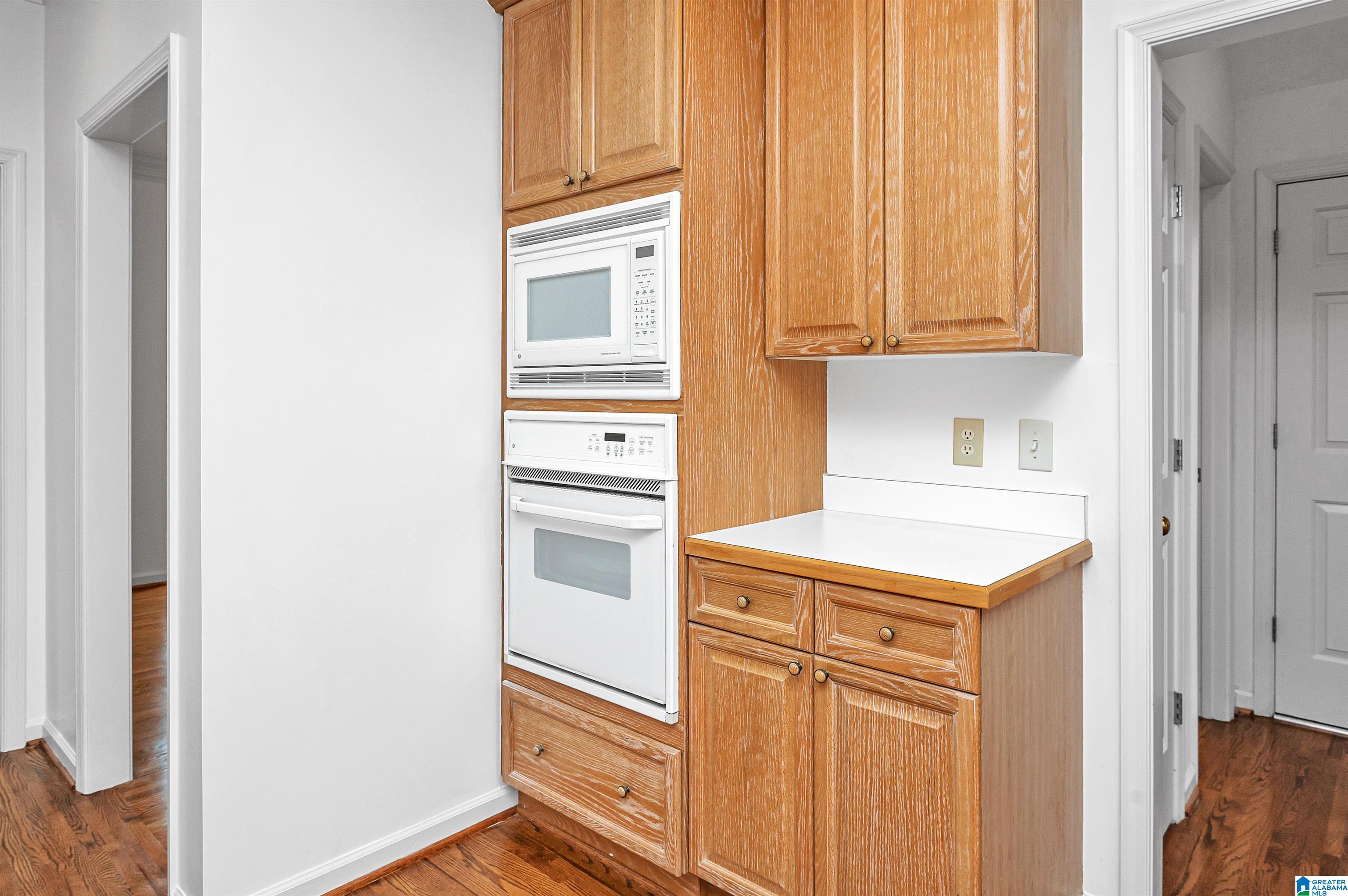 429 Cedar Trace Birmingham, AL 35244 - Photo 16 of 48