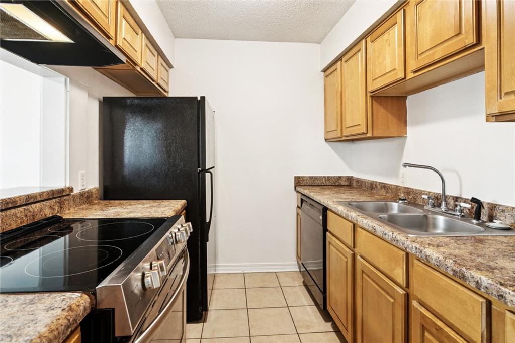 4774 Pontchartrain Drive, Unit 52 Slidell, LA 70458 - Photo 4 of 9