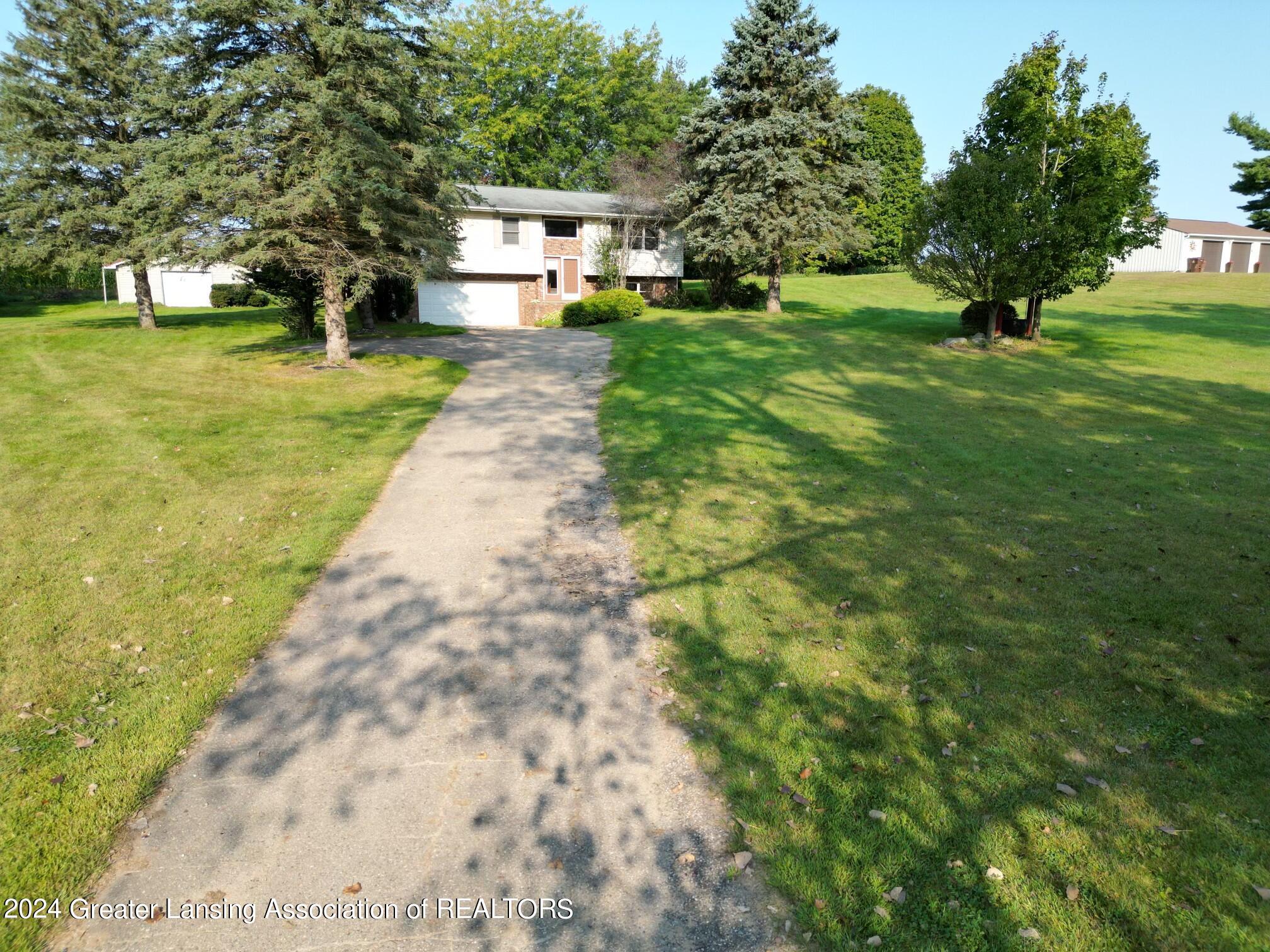 1361 North Stewart Road Charlotte, MI 48813 - Photo 63 of 78 dji_fly_20240911_095646_61_1726063937518