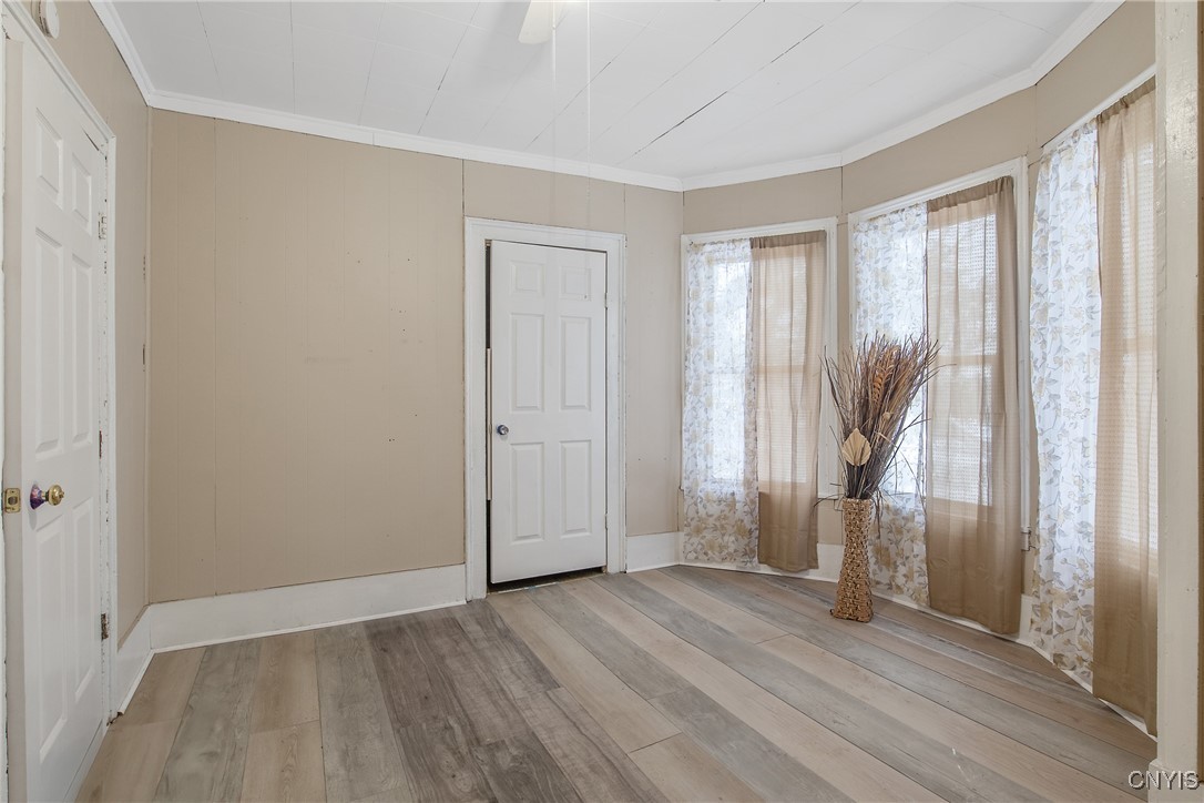 306 Shuart Avenue Syracuse, NY 13203 - Photo 13 of 48