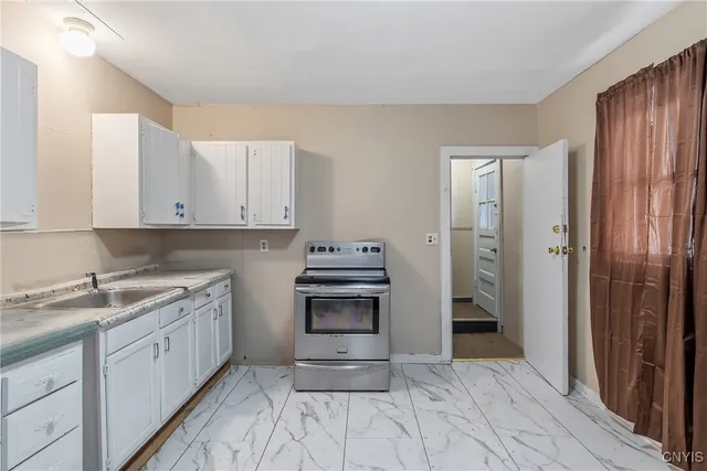 $255,000 | 306 Shuart Avenue, Syracuse, NY 13203