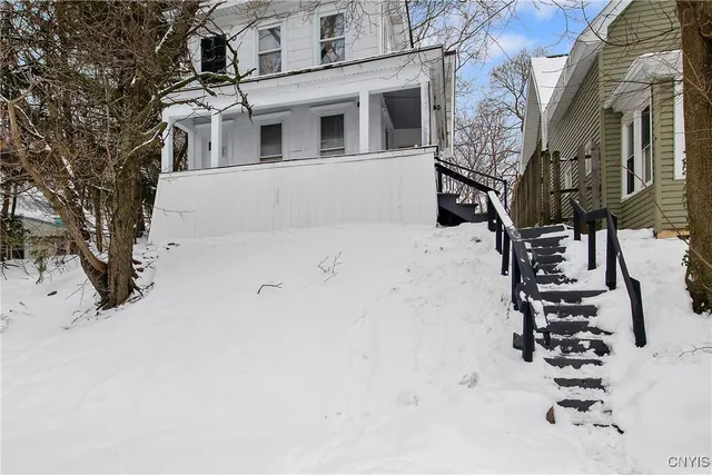 $255,000 | 306 Shuart Avenue, Syracuse, NY 13203