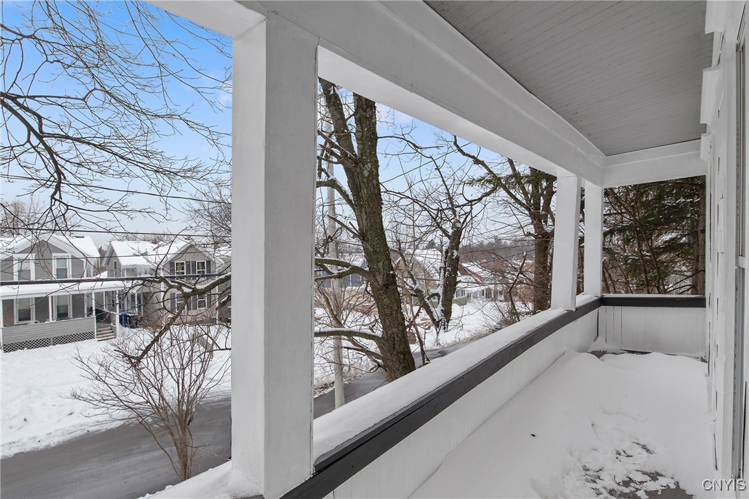 306 Shuart Avenue Syracuse, NY 13203 - Photo 4 of 48