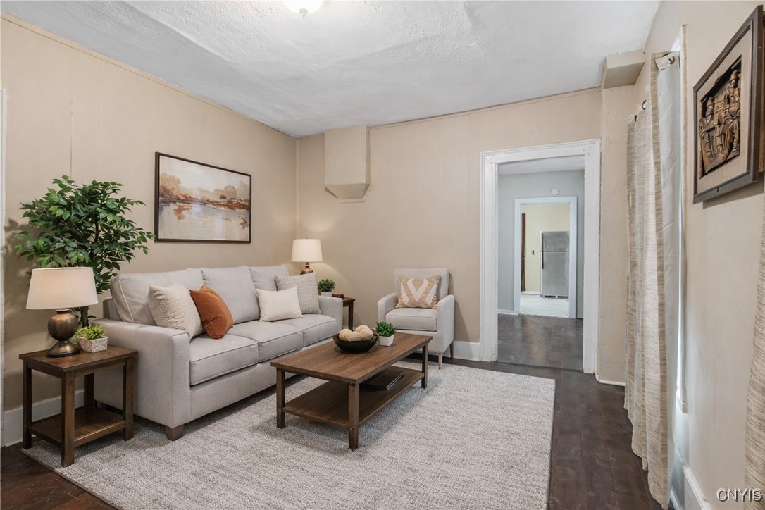 306 Shuart Avenue Syracuse, NY 13203 - Photo 6 of 48