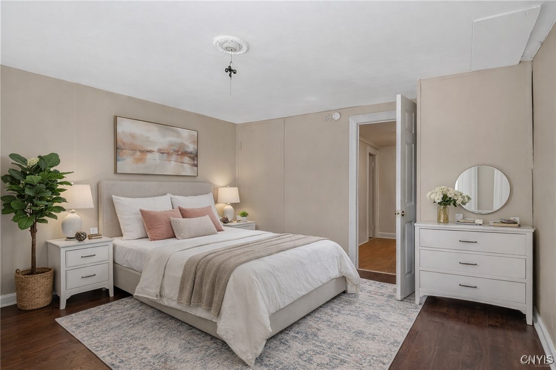 306 Shuart Avenue Syracuse, NY 13203 - Photo 7 of 48