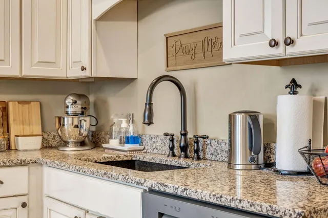 $549,000 | 19-21 Grove Street, Rockland, ME 04841