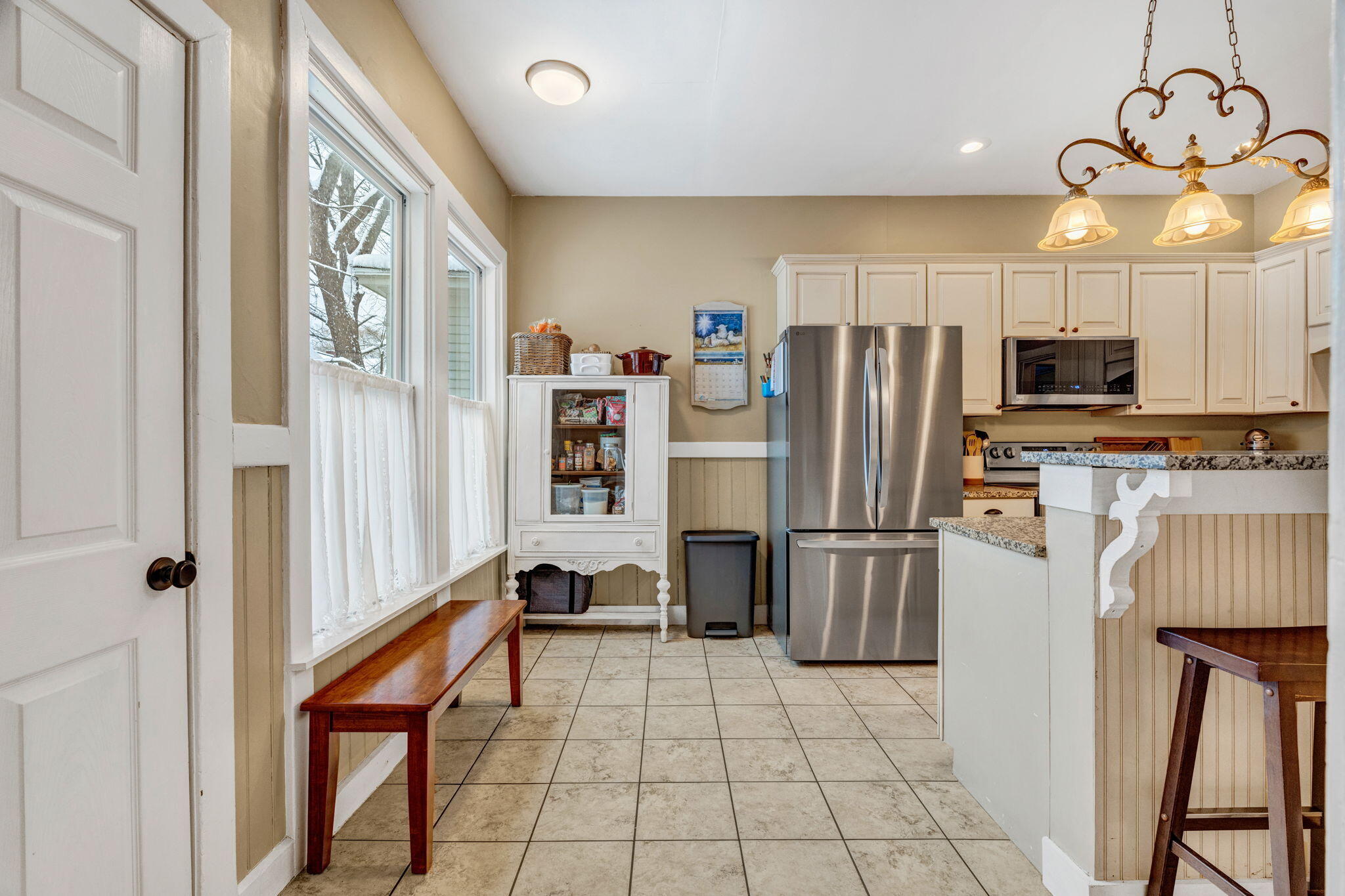 19-21 Grove Street Rockland, ME 04841 - Photo 27 of 85 41-web-or-mls-19-grove-st