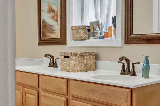 $549,000 | 19-21 Grove Street, Rockland, ME 04841