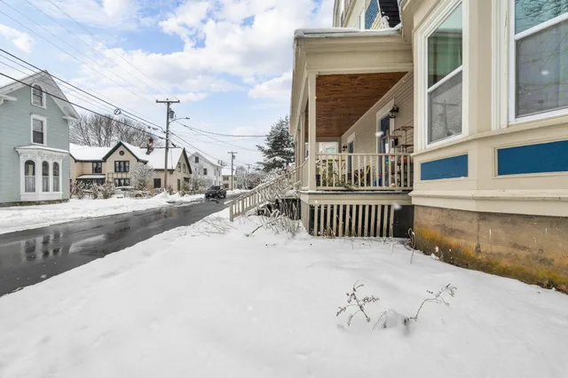 $549,000 | 19-21 Grove Street, Rockland, ME 04841