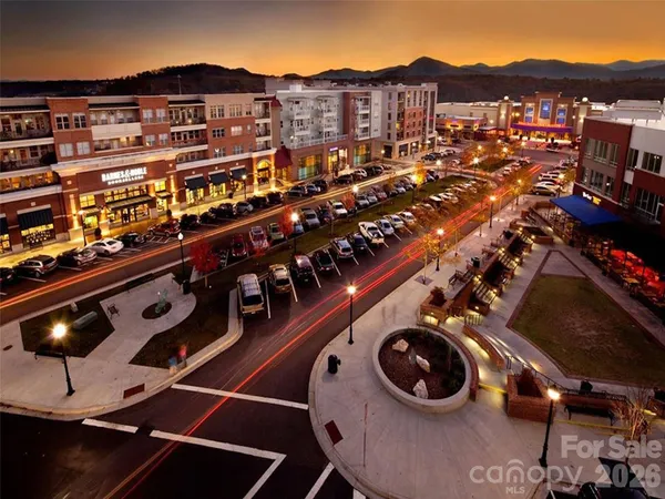a view of a room with washer and dryer