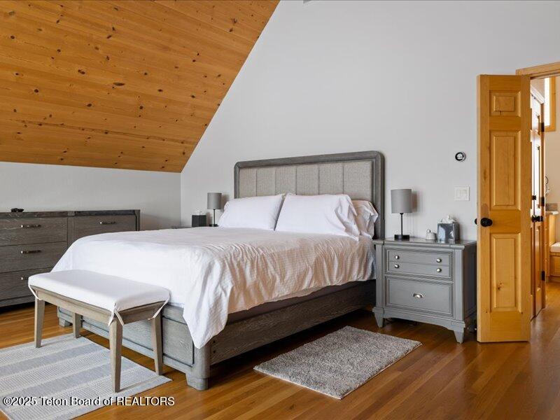 4325 Spring Violet Court Wilson, WY 83014 - Photo 11 of 25 Primary Bedroom