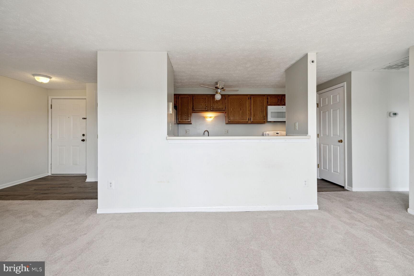 303 Palmspring Drive, Unit 10 Gaithersburg, MD 20878 - Photo 8 of 21