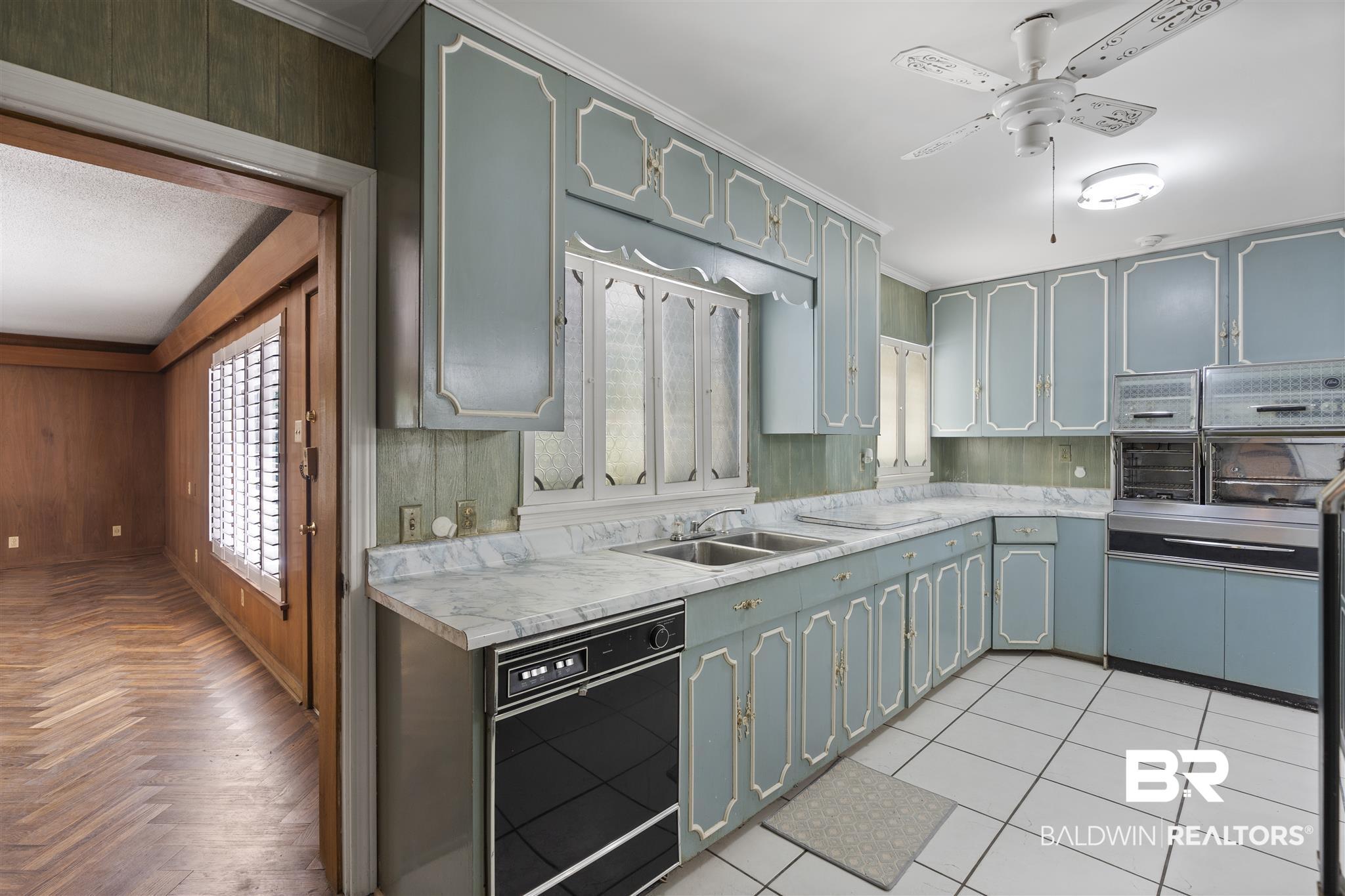 3855 Mountain Drive Mobile, AL 36693 - Photo 21 of 35 Kitchen