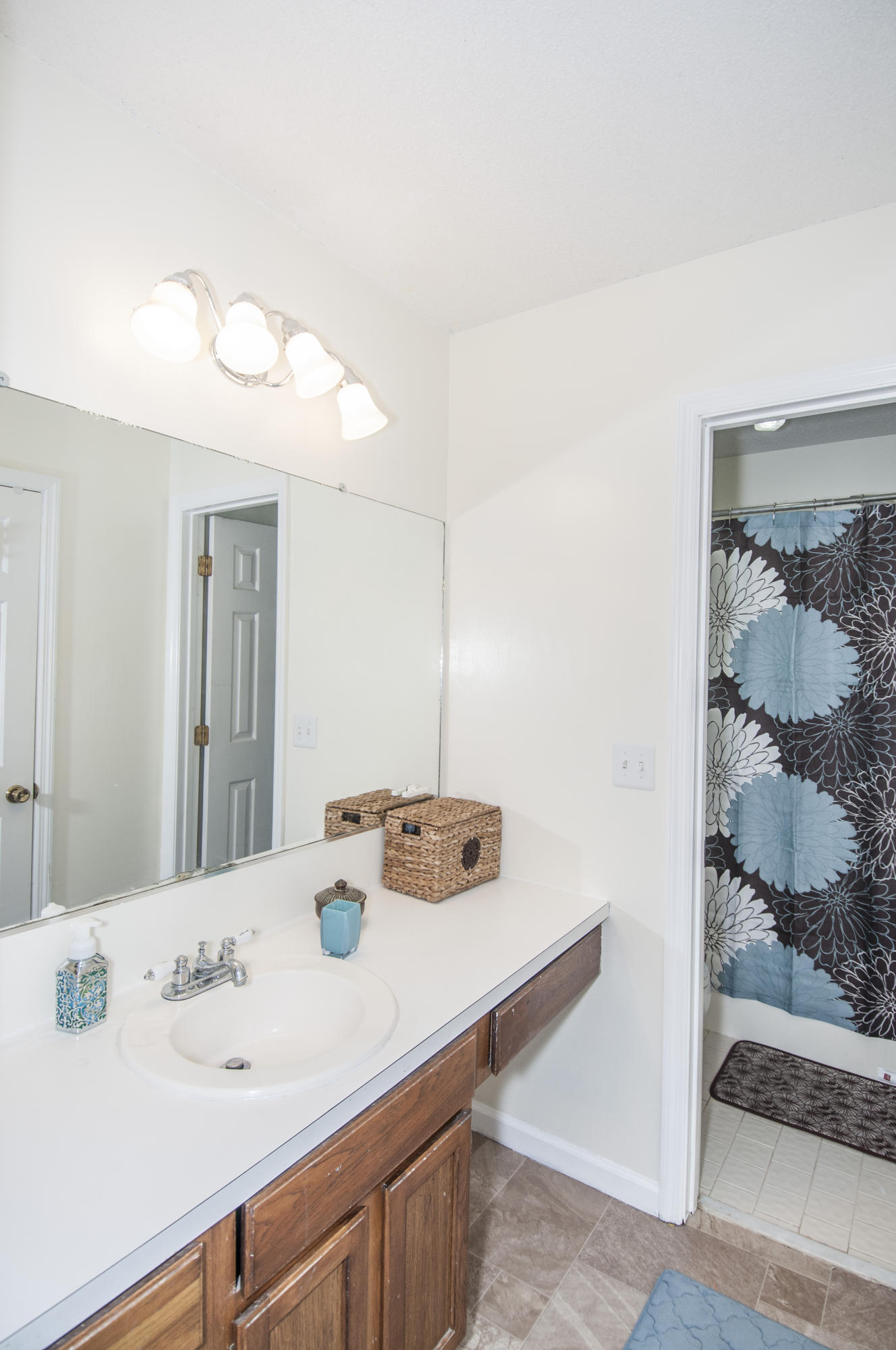 1758 Dogwood Road Charleston, SC 29414 - Photo 7 of 22 MasterBath2
