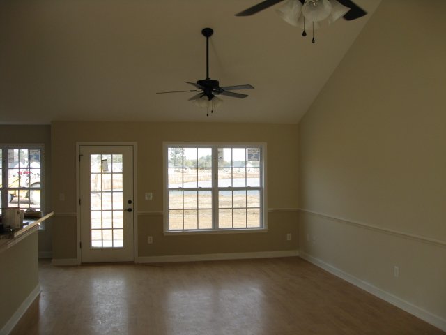 301 Georgia Mae Loop Conway, SC 29527 - Photo 4 of 10