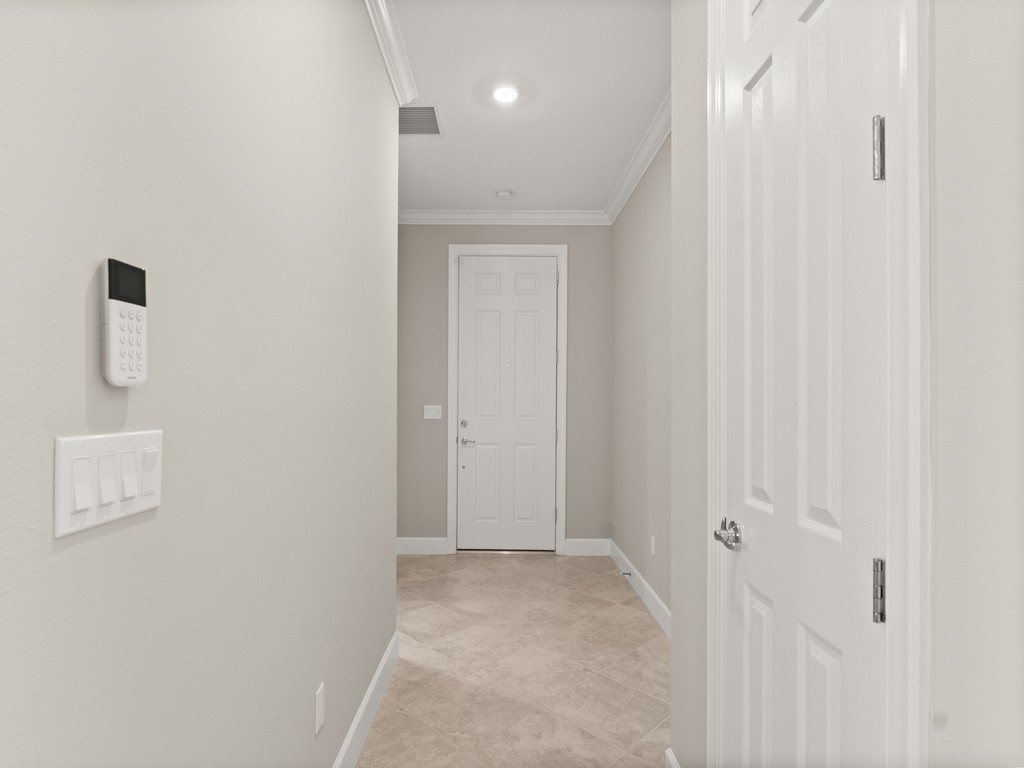 4610 Ibis Road Vero Beach, FL 32967 - Photo 9 of 36 Gallery Image 9