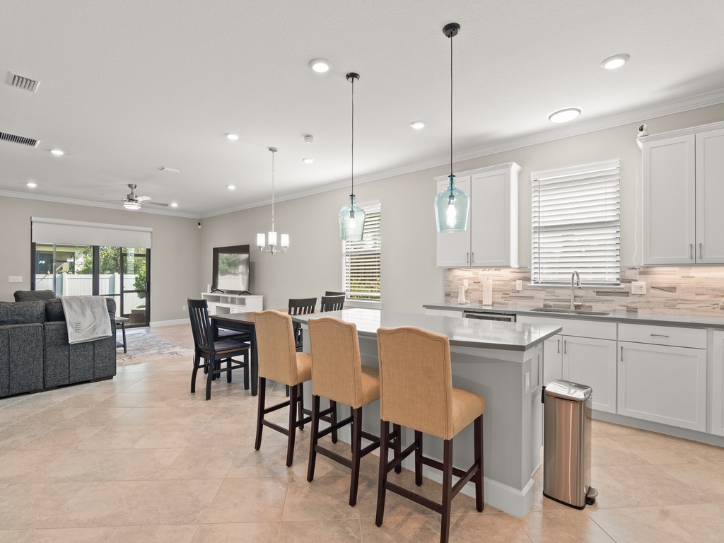 4610 Ibis Road Vero Beach, FL 32967 - Photo 10 of 36 Gallery Image 10