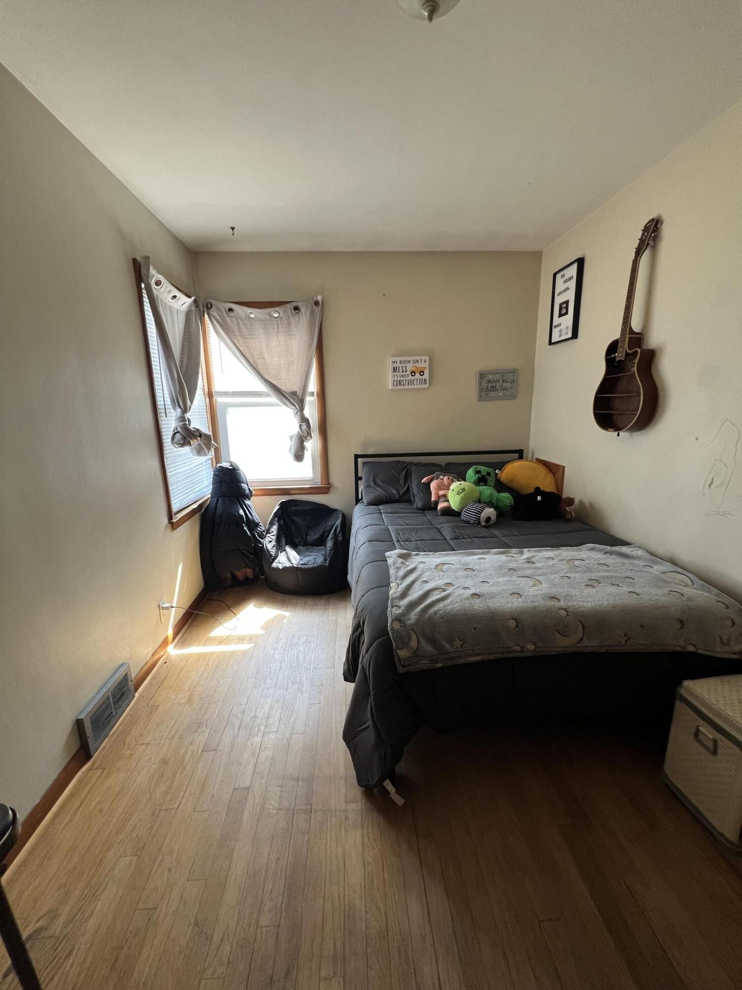 1417 Melvin Avenue Racine, WI 53402 - Photo 6 of 10 Bedroom