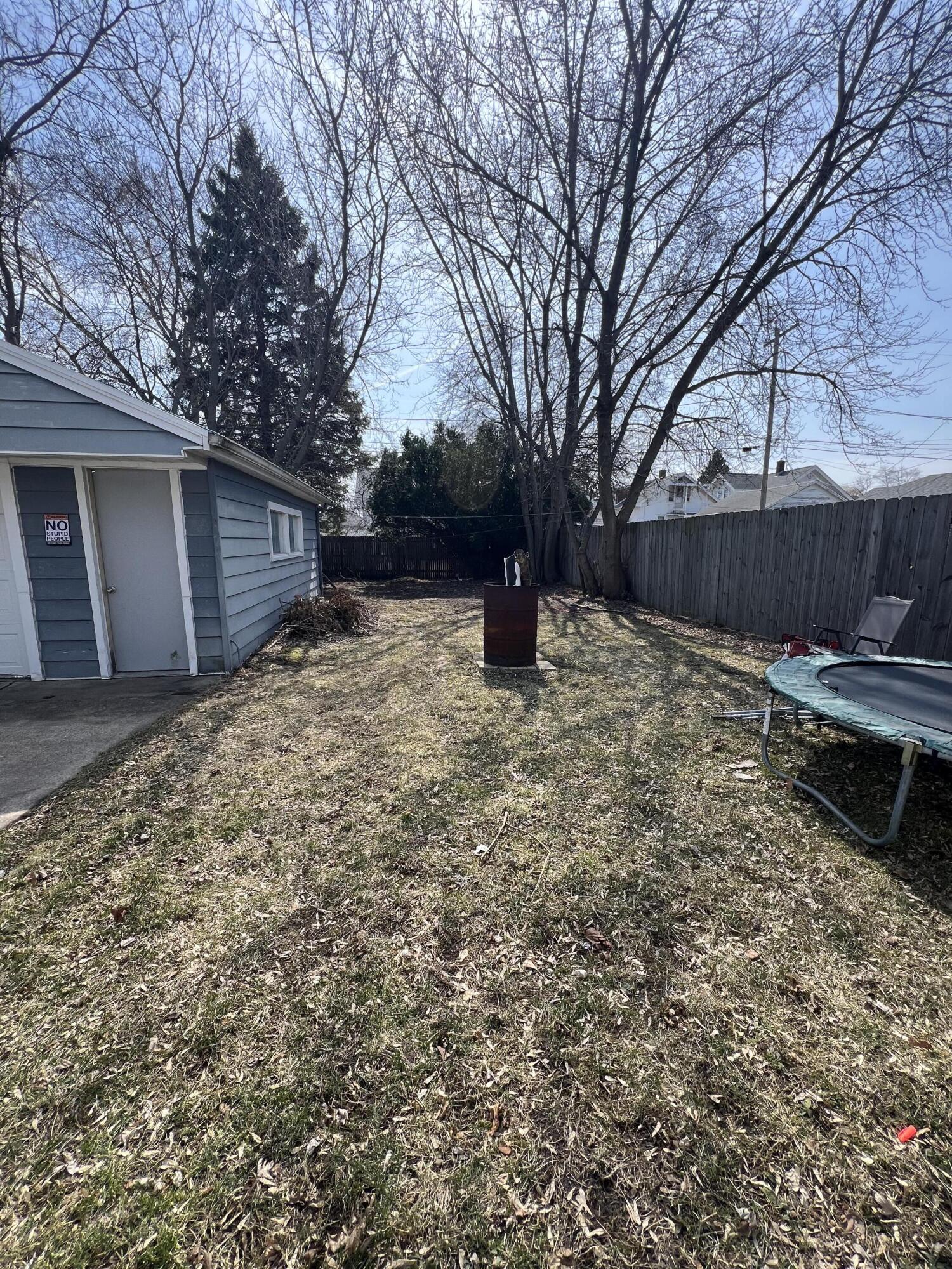 1417 Melvin Avenue Racine, WI 53402 - Photo 9 of 10 Back yard