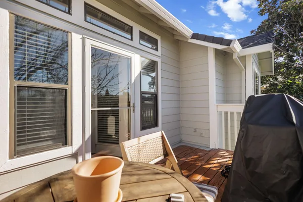 $238,000 | 6014 Mid Drive Trail, Redding, CA 96003