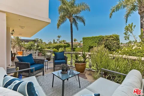 $3,595,000 | 12683 Promontory Road, Los Angeles, CA 90049