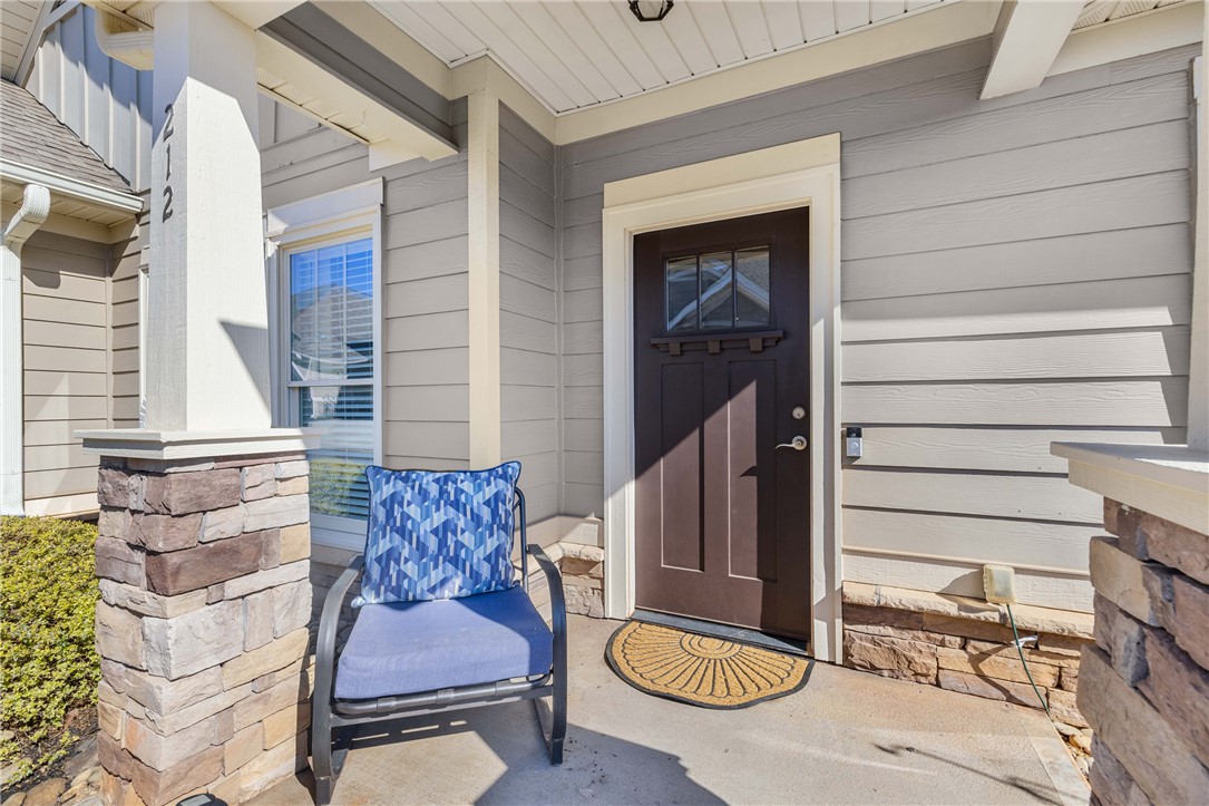 212 Meridian Way Seneca, SC 29672 - Photo 4 of 26